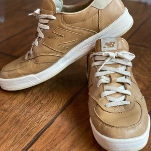 New Balance 300 Retro Sneakers